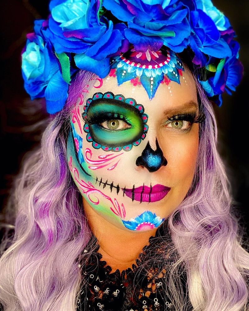 Neon sukker skull for Day of The Dead Makeup Ideas