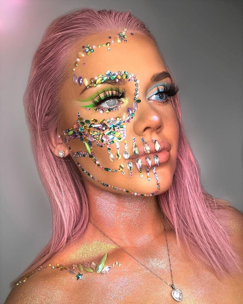 Bejeweled თავის ქალა Day of the Day of the Dead Makeup Ideas