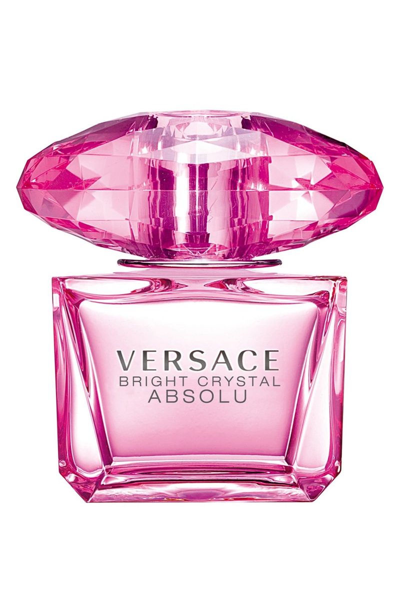 Versace Bright Crystal Absolu Eau De Parfum Vaporisateur dans un flacon rose vif et un capuchon en diamant