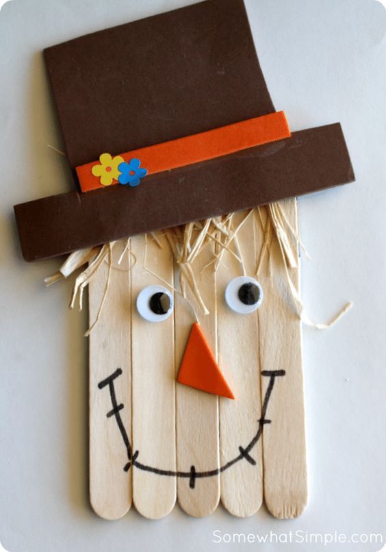 Jednostavne rukotvorine za djecu za Dan zahvalnosti: rukotvorine od štapića za strašilo