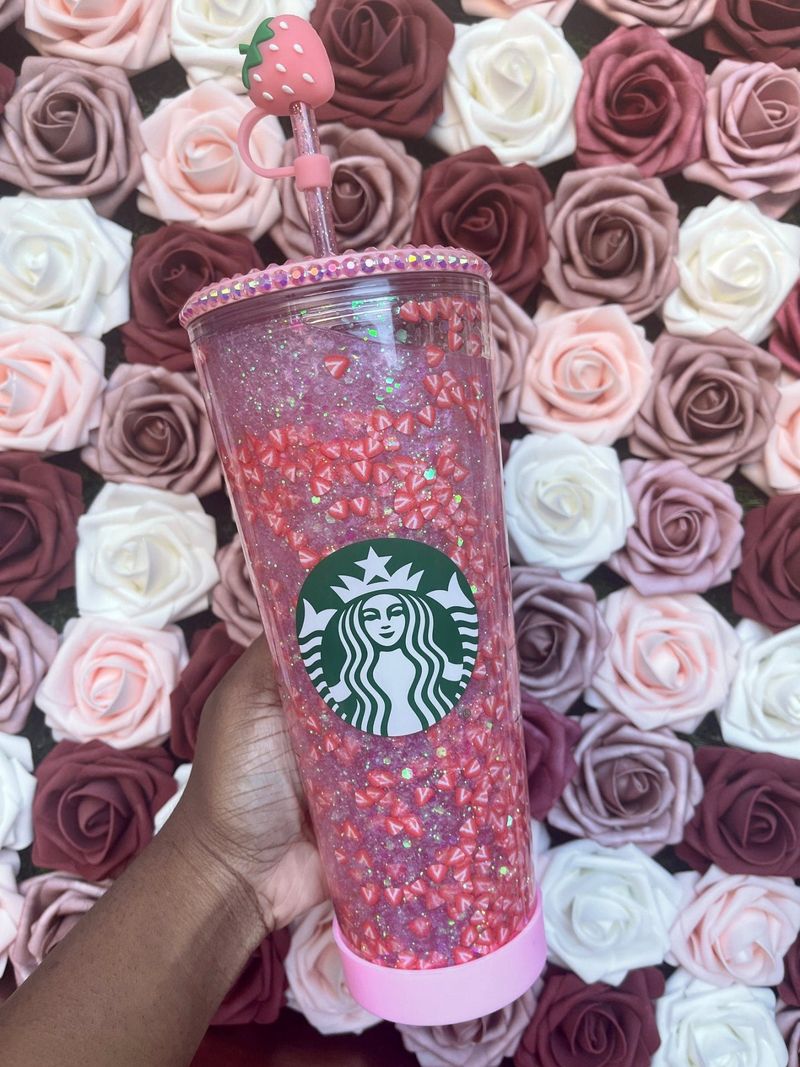 Jolie tasse Starbucks personnalisée à la fraise rose