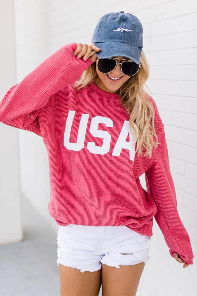 Søte 4. juli-antrekk med rosa USA-genser