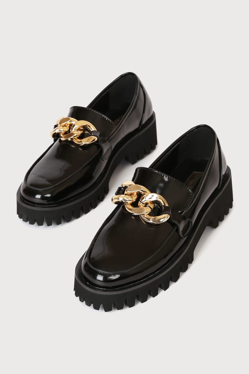 Glänzende schwarze Loafer von Lulus
