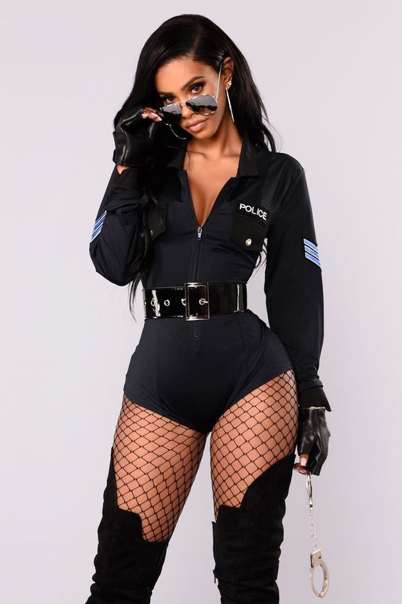 Fashion Nova Halloween Kostüme - heißes Polizisten Kostüm