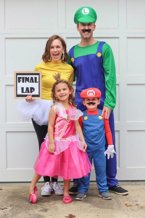 Costumes de la famille Mario