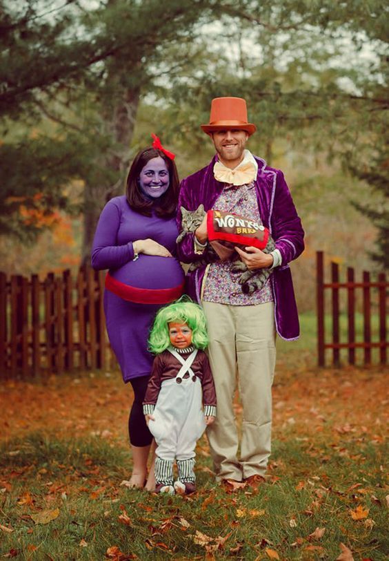 Obiteljski kostim Charlie i tvornice čokolade s malim djetetom