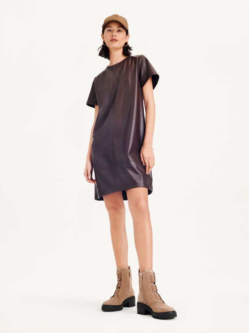 Kjole i imitert skinn fra DKNY