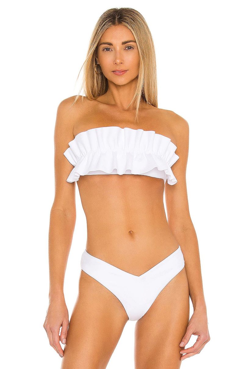 Bijeli naborani bikini za mala prsa