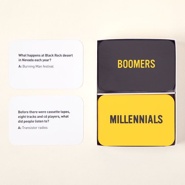 Komik beyaz fil hediye fikirleri: Millennials VS Boomers Trivia Game