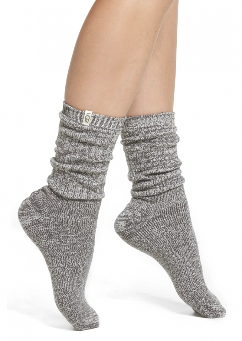   De beste strømpestopperne for studenter: Koselige grå Ugg-sokker