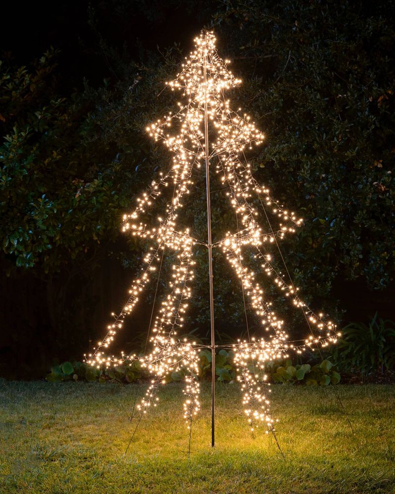 25 najboljših bleščečih božičnih luči na prostem, ki jih lahko kupite v letu 2021