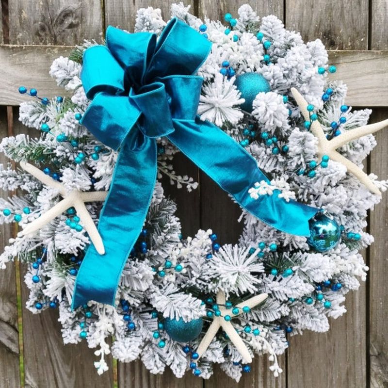 Прибережний біло-блакитний різдвяний вінок