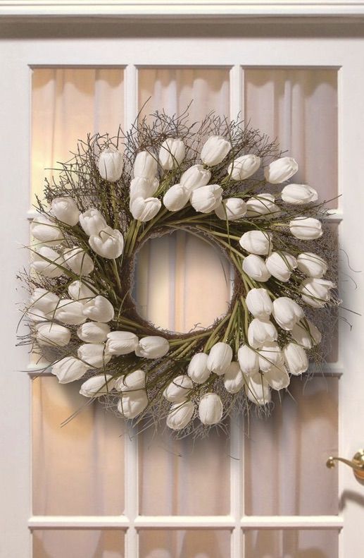 Красиві білі тюльпанові вінки, білі літні вінки для вхідних дверей