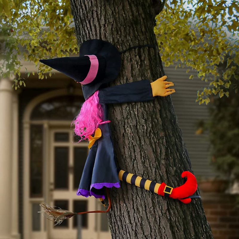 Crashing Witch Tree za najbolje vanjske ukrase za Noć vještica
