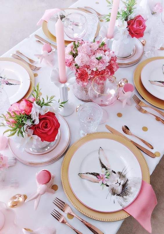 Idées de décoration de table de Pâques rose