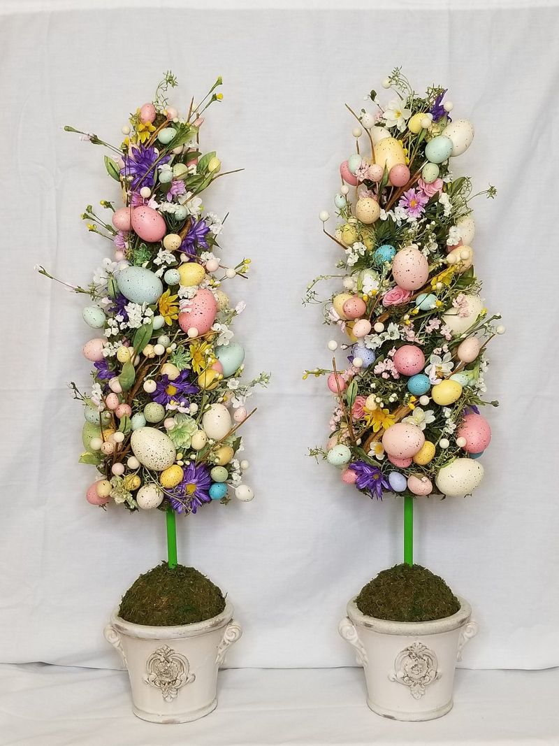 Пастельні ідеї топіару пасхального дерева з яйцями
