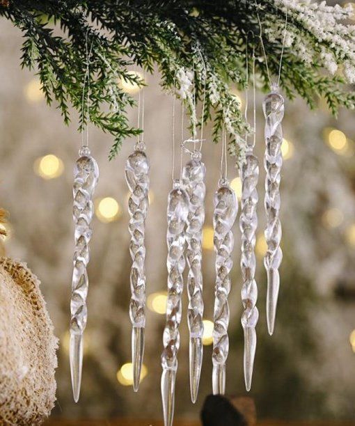 Božični okraski v skandinavskem in nordijskem slogu v minimalističnem slogu