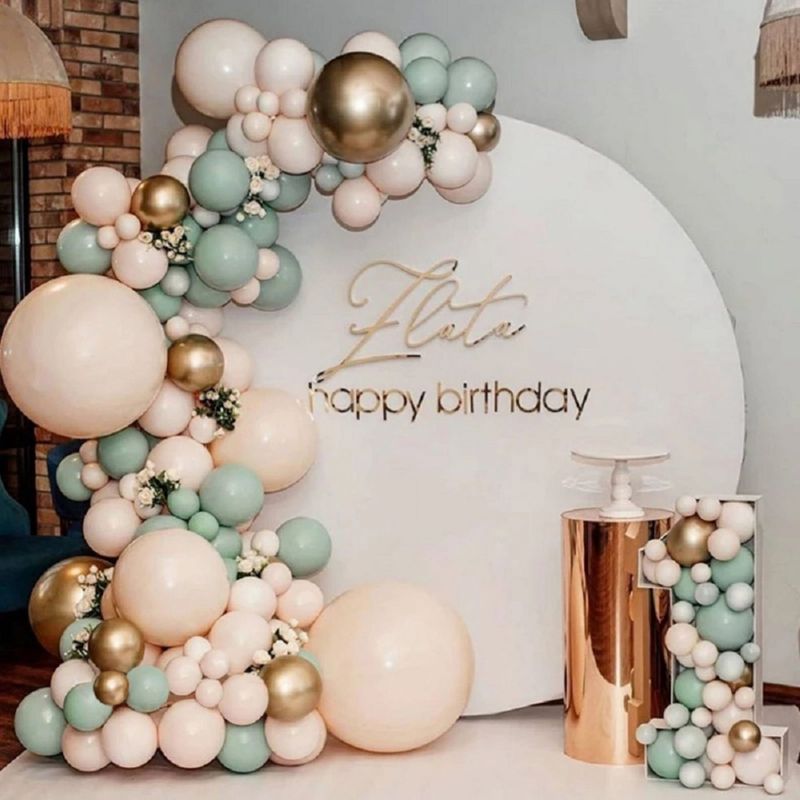 Baloni za rođendansku proslavu krem ​​i kadulje sa zlatnim detaljima