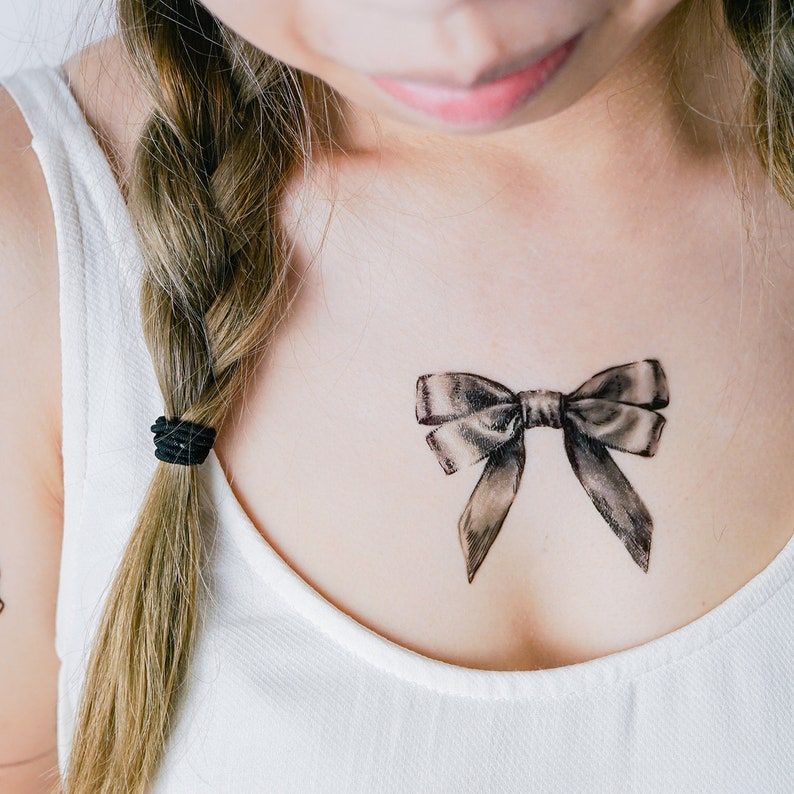 Oblikovanje traku za najboljše tetovaže ključnice za ženske