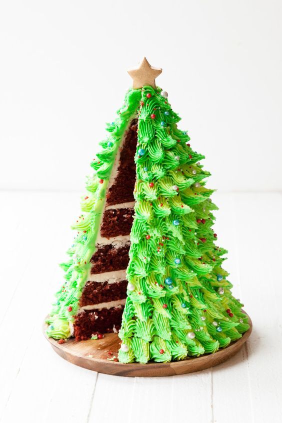 Yılbaşı pastası fikirleri: Yılbaşı Ağacı Şekilli Kırmızı Kadife Pasta