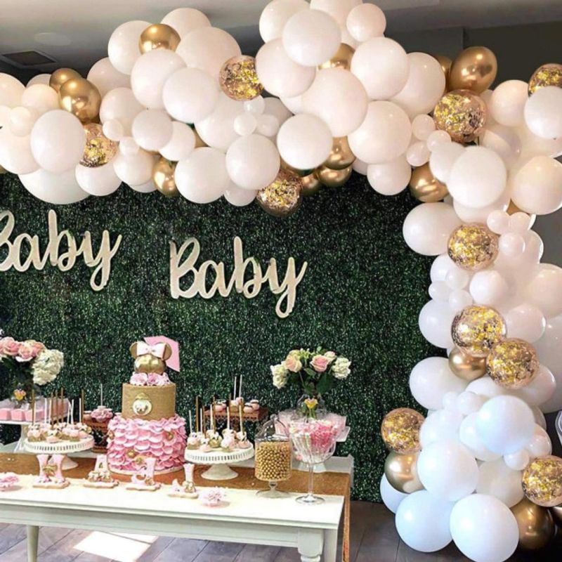 Ružičasti i zlatni baloni za baby shower