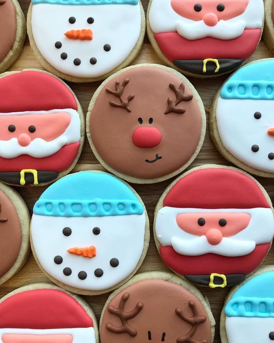Biscuits au renne, au bonhomme de neige et au père Noël de Rudolph