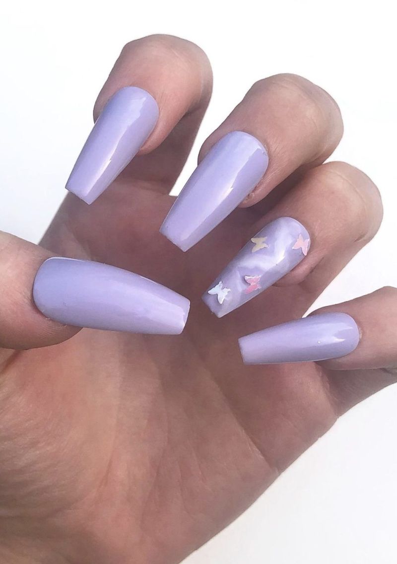 Pastellin violetit perhoskynnet
