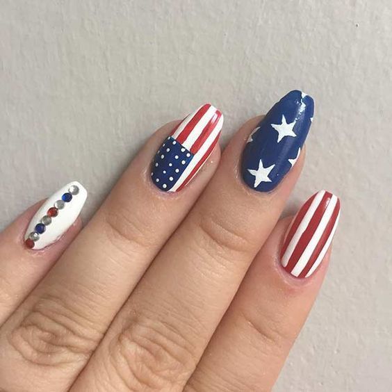 Slatki nokti od 4. srpnja s američkom zastavom