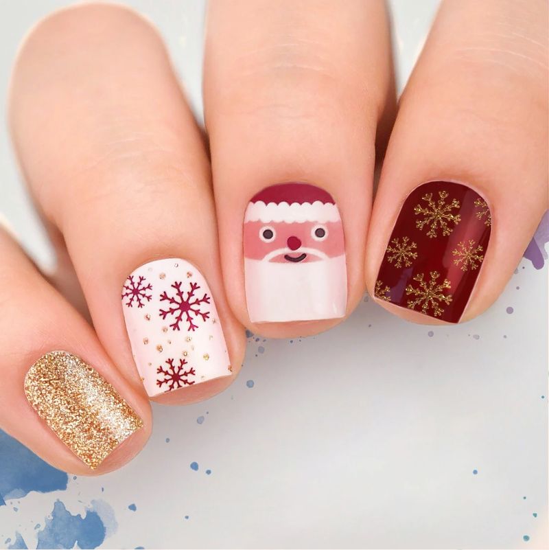 Різдвяні сніжинки для нігтів