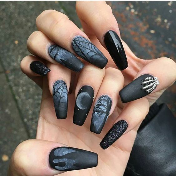 Crni nokti za Noć vještica