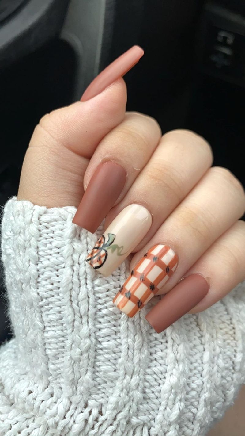 25 lindas uñas de calabaza que son perfectas para el otoño y Halloween