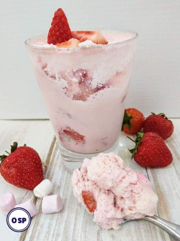 Easy Weight Watchers deserti: Zero Point Marshmallow Strawberry Fluff