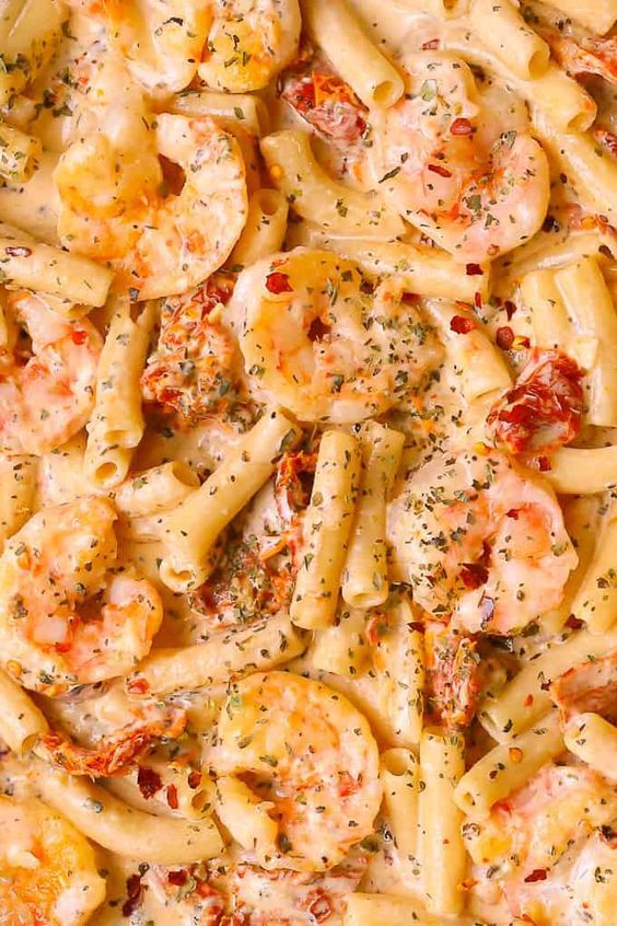 Kremasta i zdrava tjestenina od škampi s mozzarellom