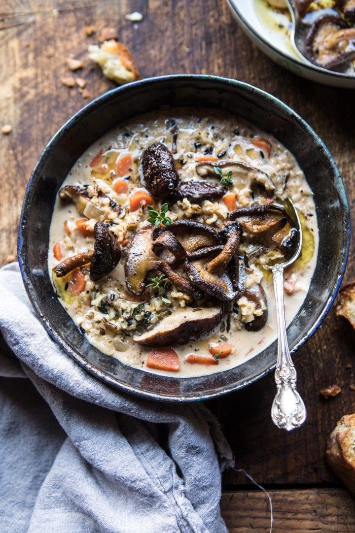 Kremasta juha od divlje riže s gljivama