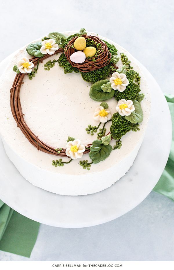 Gâteau de couronne de printemps