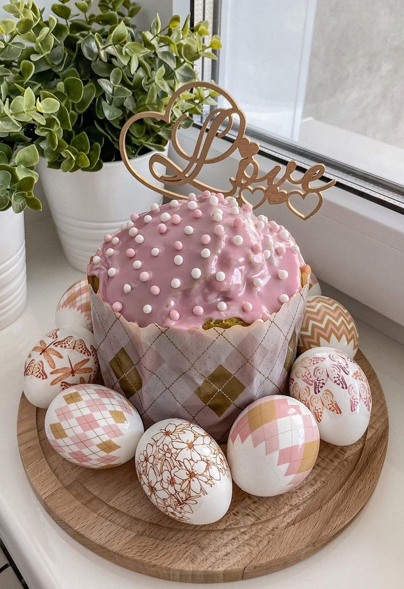 Gâteau nid de Pâques rose