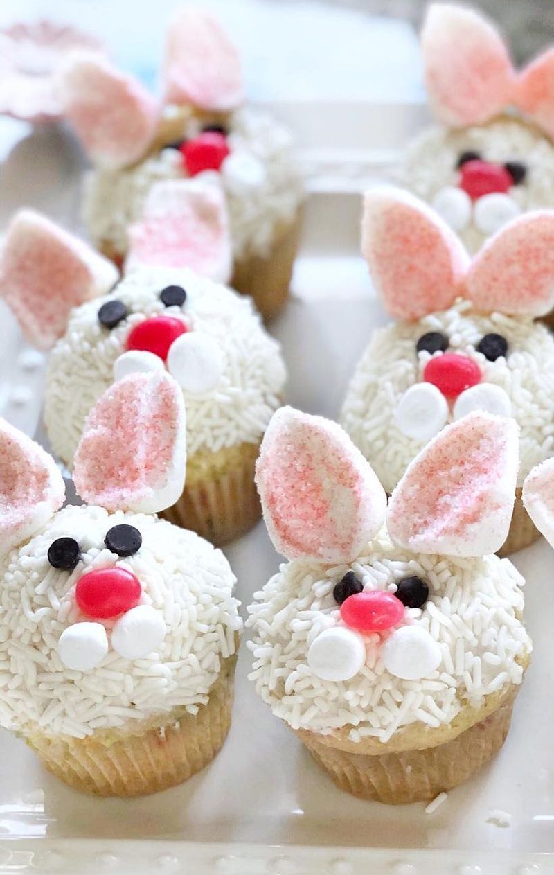 húsvéti nyuszi cupcakes cukorkával